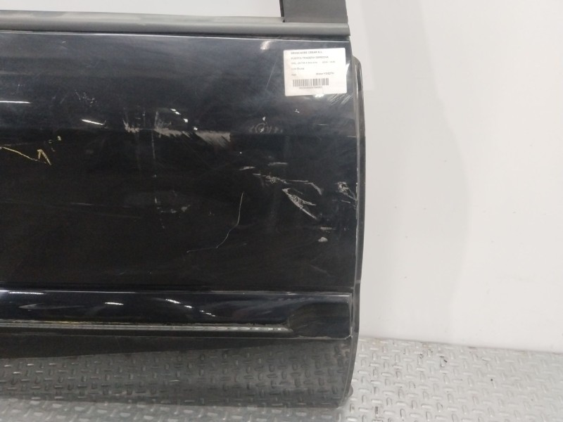 Recambio de puerta trasera derecha para opel zafira a blue line referencia OEM IAM  NEGRO 