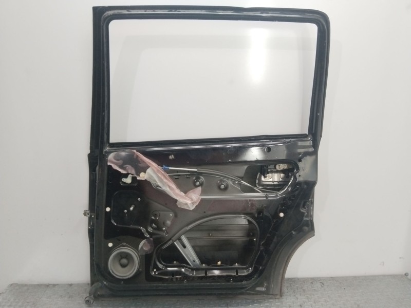 Recambio de puerta trasera derecha para opel zafira a blue line referencia OEM IAM  NEGRO 