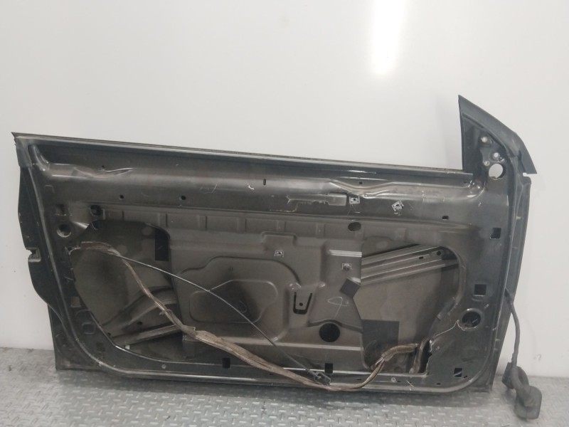 Recambio de puerta delantera derecha para volkswagen touran (1t1, 1t2) 2.0 tdi referencia OEM IAM 1T0831056AB  