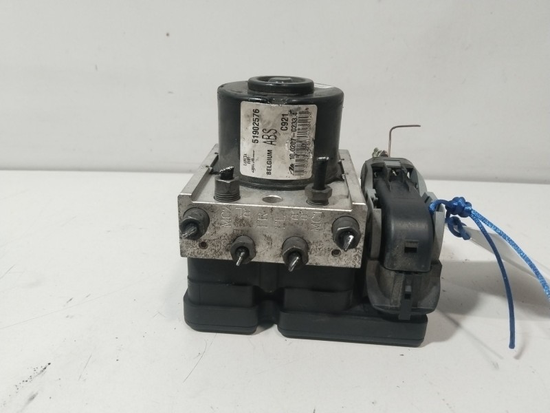 Recambio de abs para fiat doblo autobús (263_) 1.3 d multijet (263axc1a) referencia OEM IAM 51902576  