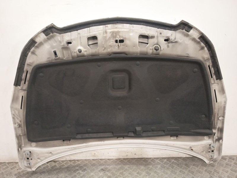 Recambio de capot para chevrolet cruze (j300) 2.0 cdi referencia OEM IAM 94537888  