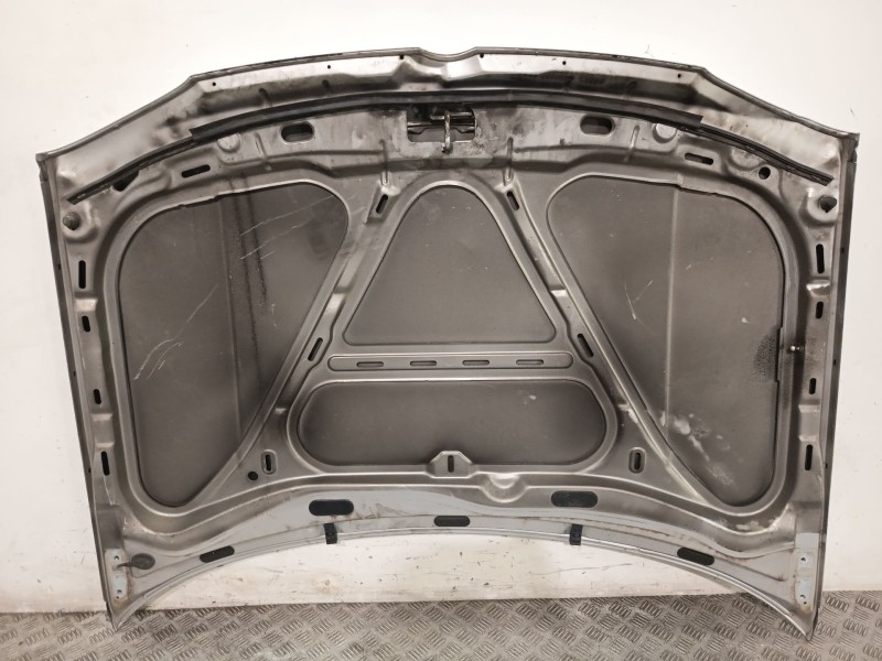 Recambio de capot para volkswagen golf iv (1j1) 1.6 16v referencia OEM IAM 1J0823031B  