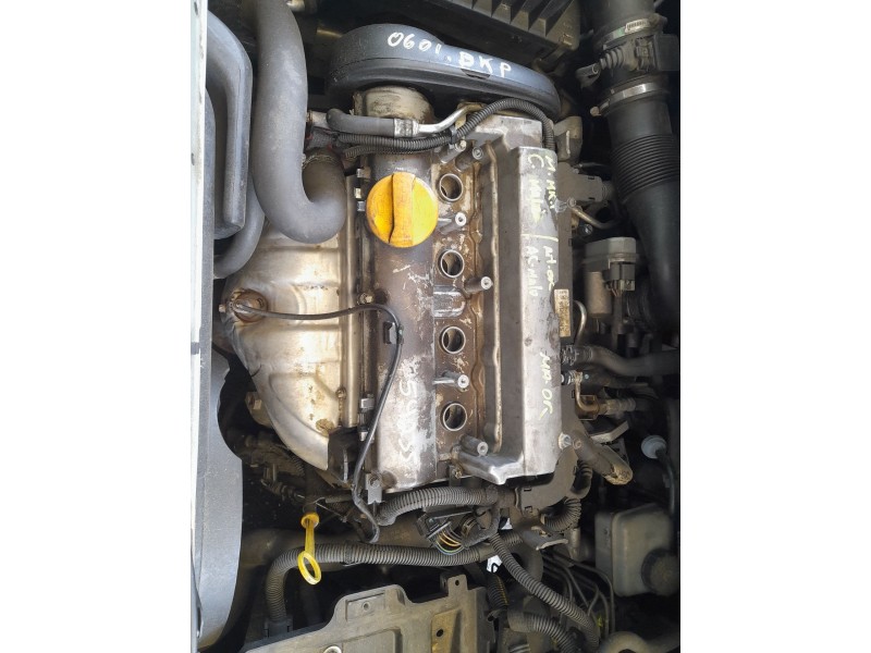 opel zafira / zafira family b (a05) del año 2001