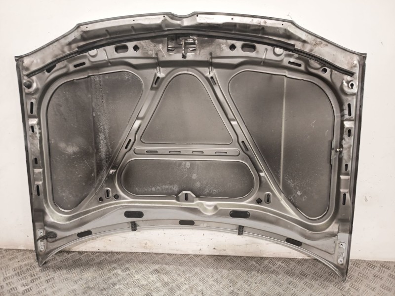 Recambio de capot para volkswagen golf iv (1j1) 1.6 16v referencia OEM IAM 1J0823031B  