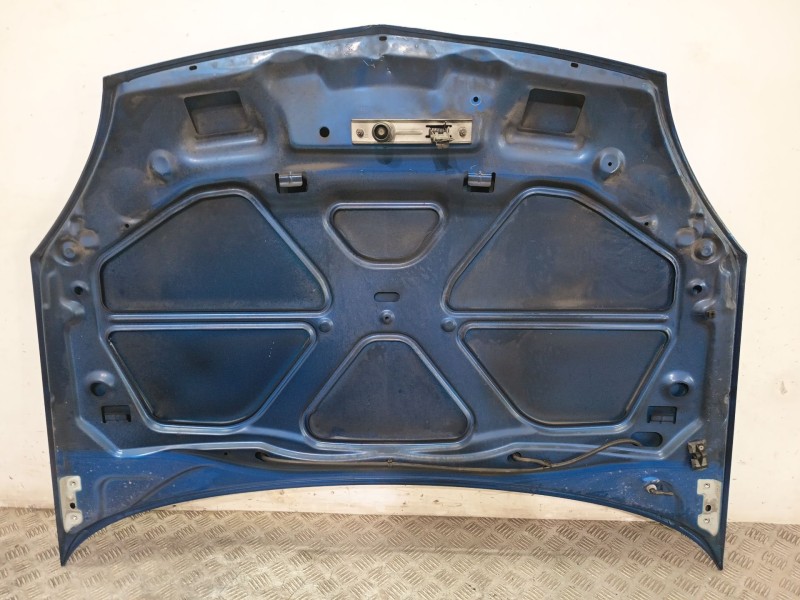 Recambio de capot para renault clio ii (bb_, cb_) 1.5 dci (b/c2j) referencia OEM IAM 7751473024  