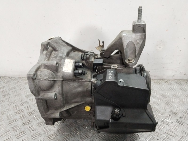Recambio de caja cambios para ford focus i sedán (dfw) 1.6 16v referencia OEM IAM XS4R7002FC  