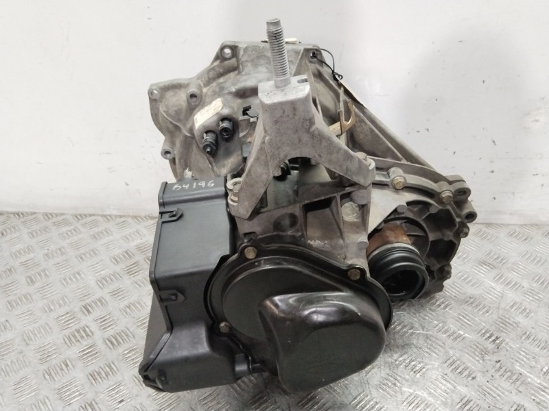 Recambio de caja cambios para ford focus i sedán (dfw) 1.6 16v referencia OEM IAM XS4R7002FC  