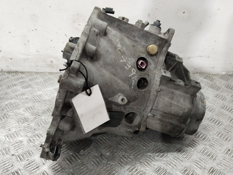Recambio de caja cambios para peugeot 206 sw xs referencia OEM IAM 20DP04  