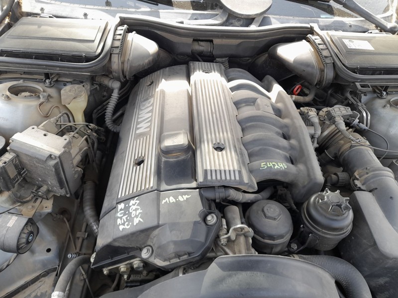 bmw 5 (e39) del año 2003