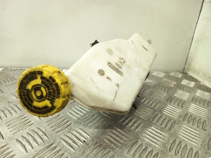 Recambio de bomba freno para citroën c-elysee (dd_) 1.6 bluehdi 100 referencia OEM IAM 4601R7  