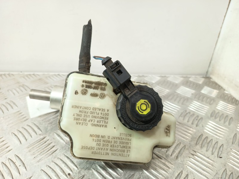 Recambio de bomba freno para volkswagen golf v (1k1) 1.6 fsi referencia OEM IAM 1K1614019AF  