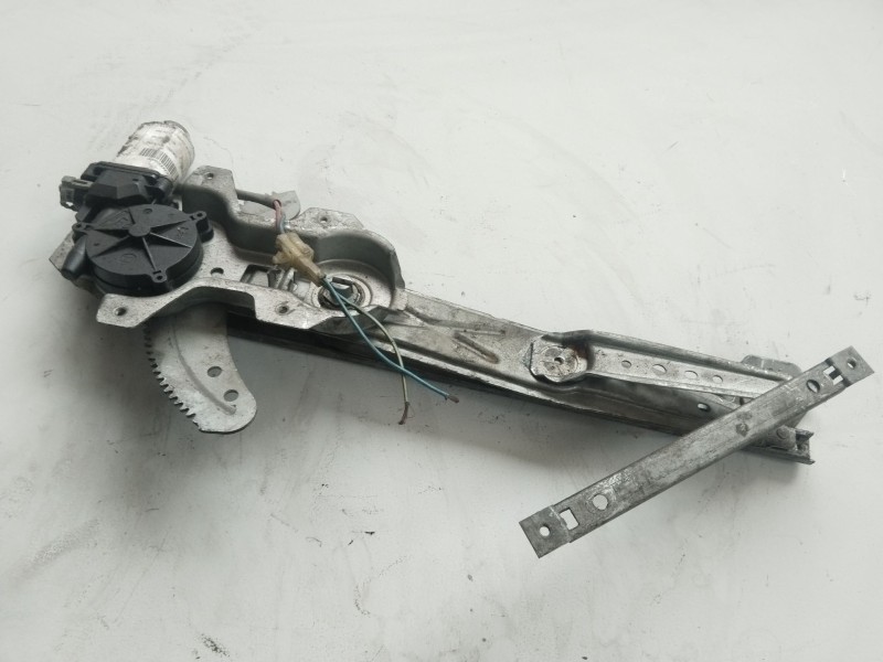 Recambio de elevalunas delantero derecho para mg serie 45 (rt) classic (5-ptas.) referencia OEM IAM CUH102060  