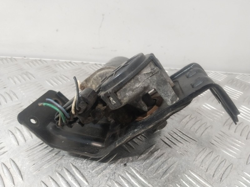 Recambio de motor limpia delantero para ssangyong rodius i 2.7 xdi 4wd referencia OEM IAM 8611021001  