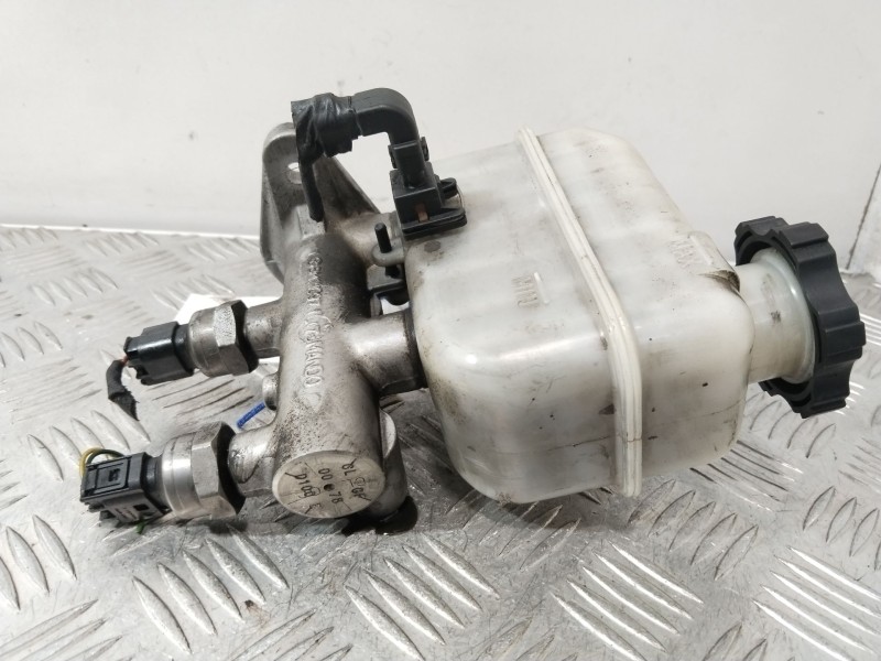 Recambio de bomba freno para ssangyong kyron 2.0 xdi referencia OEM IAM 4854009000  