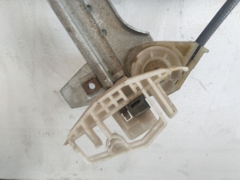 Recambio de elevalunas delantero derecho para citroën xsara berlina 1.9td tonic referencia OEM IAM 9222H2  