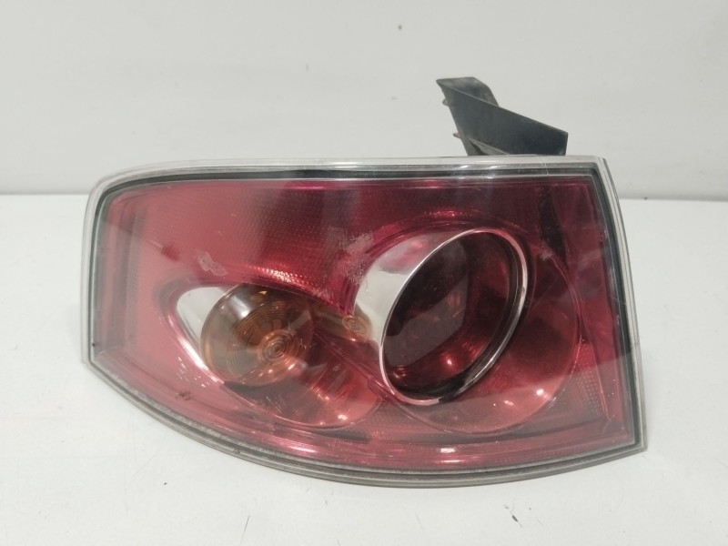 Recambio de piloto trasero izquierdo para seat ibiza iii (6l1) 1.9 tdi referencia OEM IAM 6L6945095C  