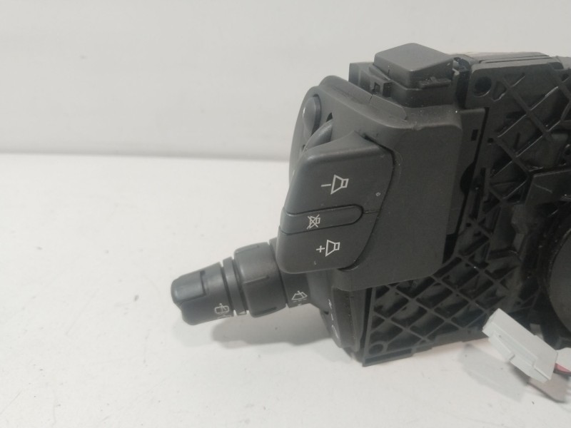 Recambio de mando multifuncion para renault scénic ii (jm0/1_) 2.0 dci (jm1k) referencia OEM IAM 7701060399  