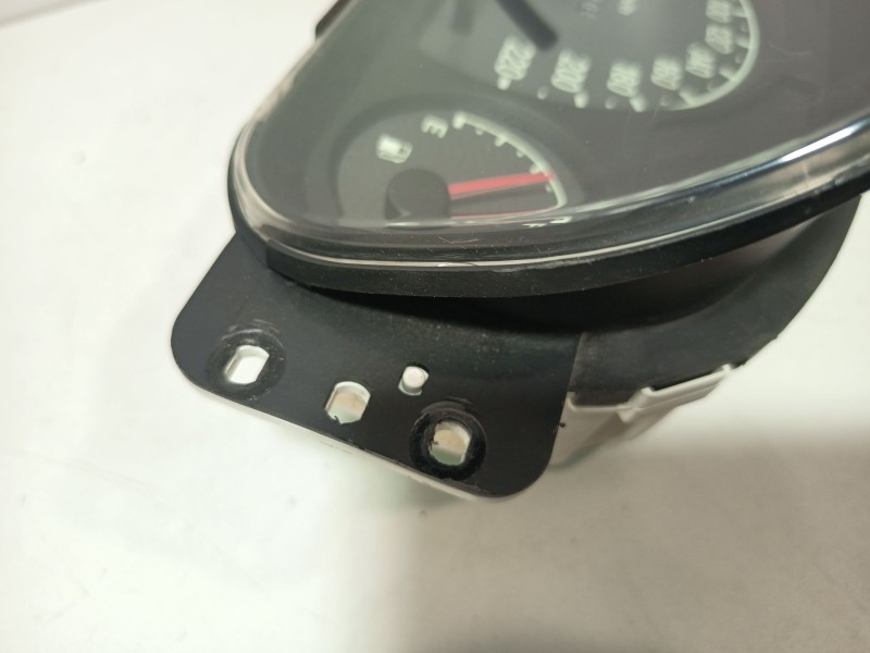 Recambio de cuadro instrumentos para hyundai trajet (fo) 2.0 referencia OEM IAM 940033A400  