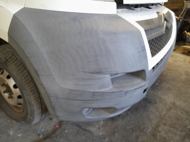 Recambio de paragolpes delantero para citroën jumper iii autobús 2.2 hdi 100 referencia OEM IAM   