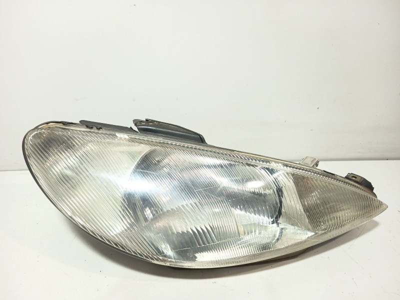 Recambio de faro derecho para peugeot 206 hatchback (2a/c) 1.6 i referencia OEM IAM 9640559480  