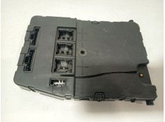 Recambio de caja reles / fusibles para renault scénic ii (jm0/1_) 2.0 dci (jm1k) referencia OEM IAM 8200606831  