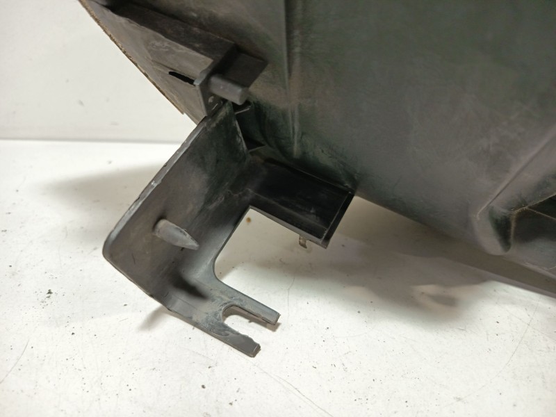 Recambio de faro derecho para citroën xsara picasso (n68) 1.6 hdi referencia OEM IAM 89310180  