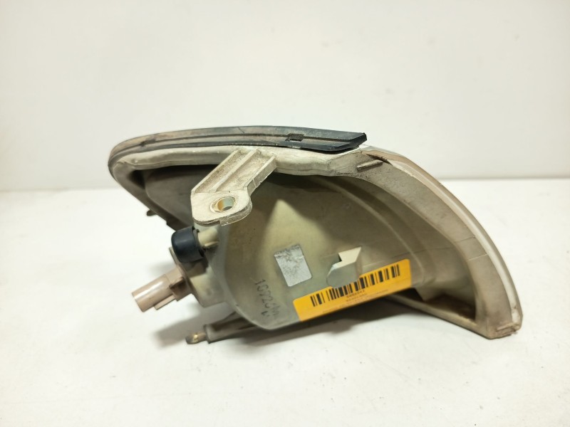 Recambio de piloto delantero izquierdo para hyundai trajet (fo) 2.0 referencia OEM IAM 923013A0  