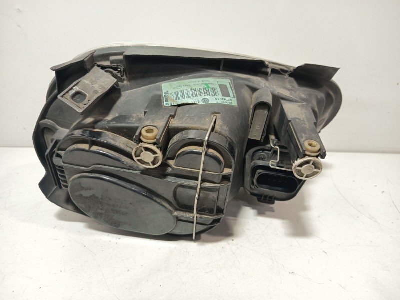Recambio de faro izquierdo para volkswagen golf iv (1j1) 1.6 16v referencia OEM IAM 1J1941015B  