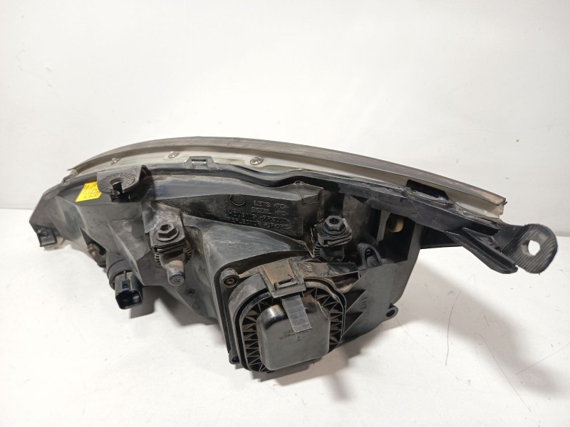 Recambio de faro derecho para ford focus i sedán (dfw) 1.6 16v referencia OEM IAM 1M5113005FA  