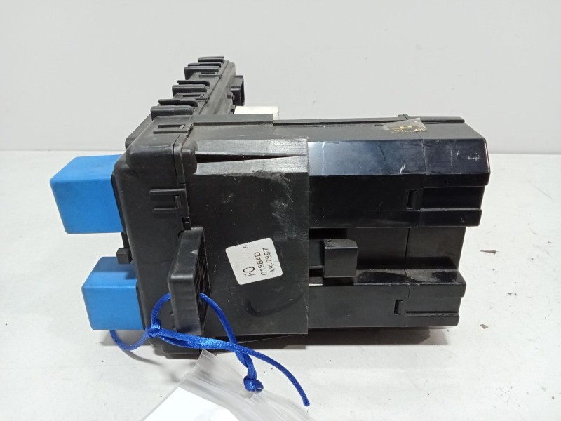 Recambio de caja reles / fusibles para hyundai trajet (fo) 2.0 referencia OEM IAM 954003A200  