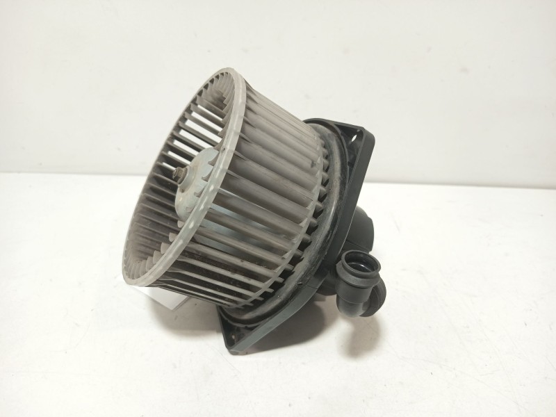 Recambio de motor calefaccion para daewoo kalos (klas) 1.2 referencia OEM IAM 4051026  