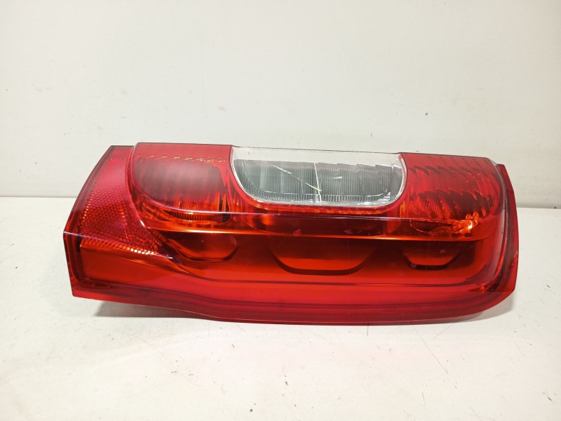 Recambio de piloto trasero derecho para citroën nemo monospace 1.4 hdi referencia OEM IAM 01353205080  