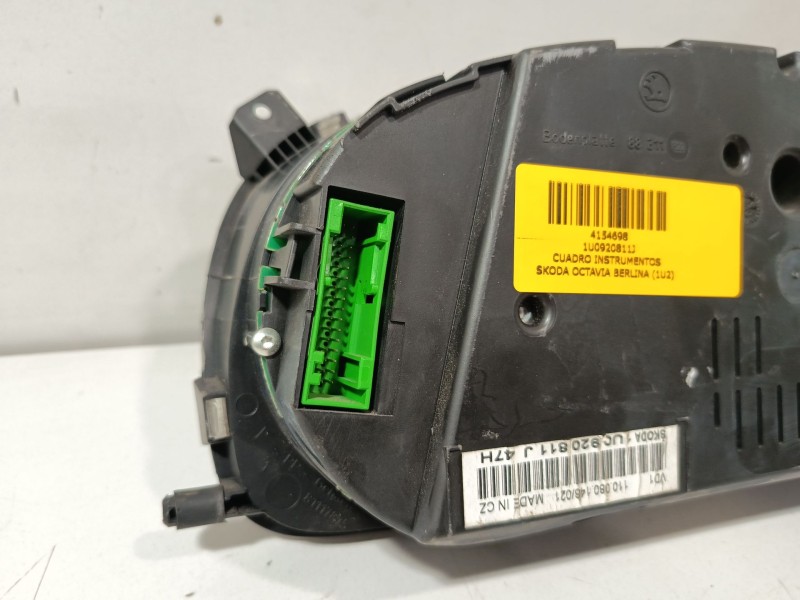 Recambio de cuadro instrumentos para skoda octavia berlina (1u2) tour referencia OEM IAM 1U0920811J  