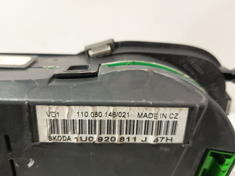 Recambio de cuadro instrumentos para skoda octavia berlina (1u2) tour referencia OEM IAM 1U0920811J  