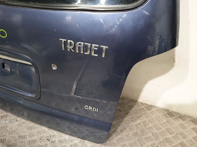 Recambio de porton trasero para hyundai trajet (fo) 2.0 referencia OEM IAM 737003A110  