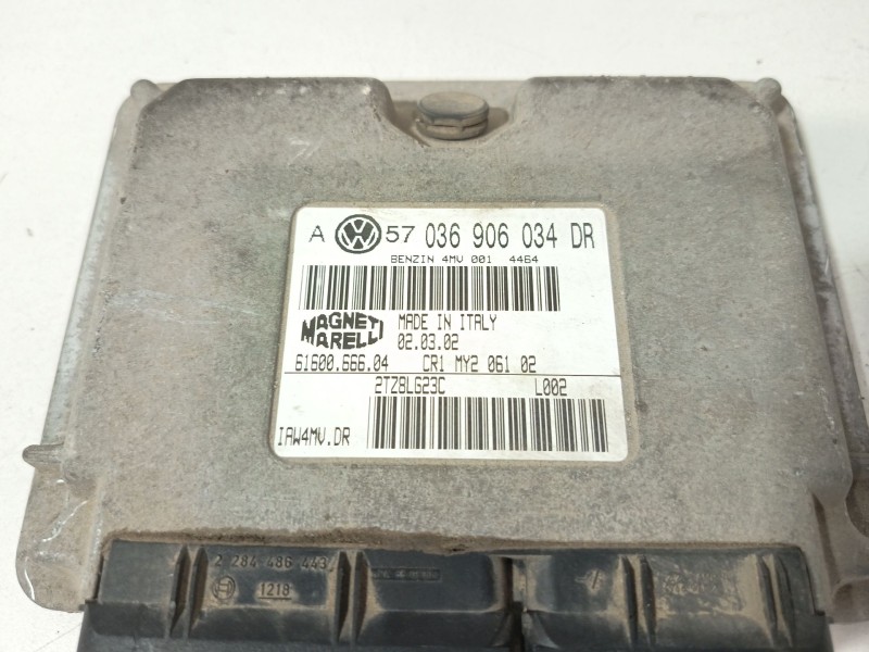 Recambio de centralita motor uce para volkswagen golf iv (1j1) 1.6 16v referencia OEM IAM 57036906034DR  