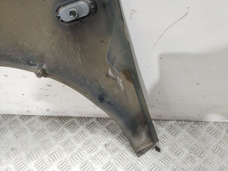 Recambio de aleta delantera derecha para volkswagen polo iv (9n_, 9a_) 1.4 tdi referencia OEM IAM 6Q0821106C  