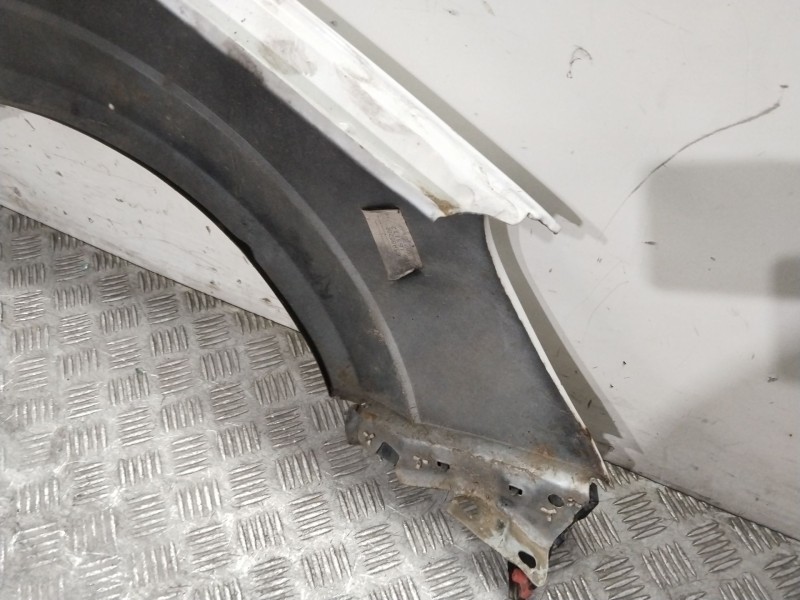 Recambio de aleta delantera izquierda para opel astra h (a04) 1.7 cdti (l48) referencia OEM IAM 93178666  