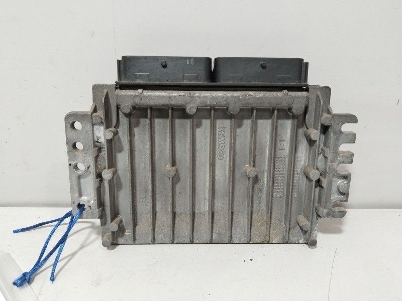 Recambio de centralita motor uce para daewoo kalos (klas) 1.2 referencia OEM IAM 96376653  