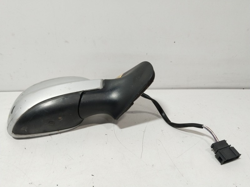 Recambio de retrovisor derecho para volkswagen golf iv (1j1) 1.6 16v referencia OEM IAM 010515  