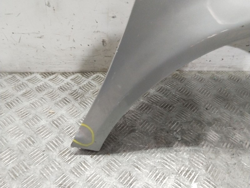 Recambio de aleta delantera derecha para volkswagen golf iv (1j1) 1.6 16v referencia OEM IAM 1JE821022A  