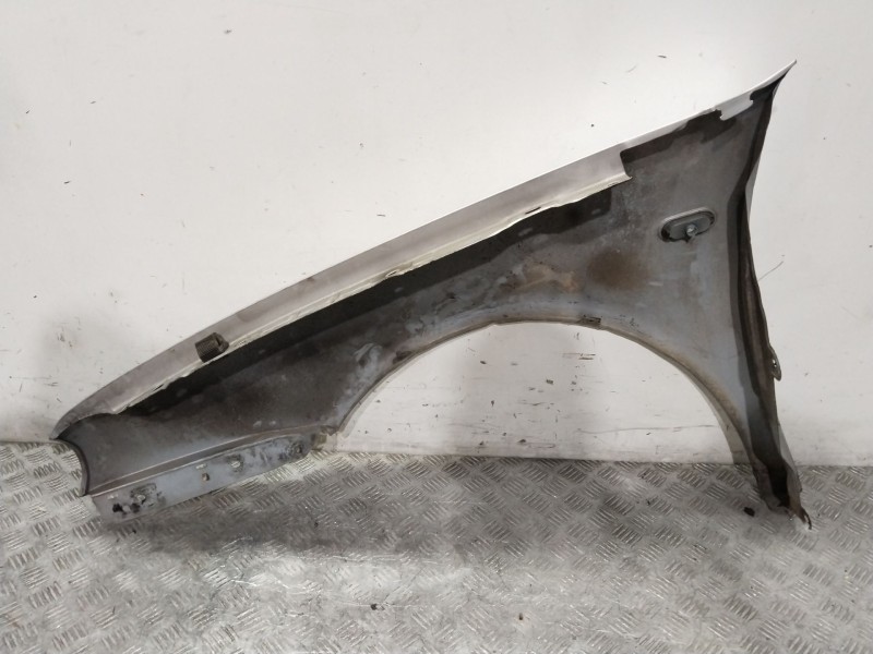 Recambio de aleta delantera derecha para volkswagen golf iv (1j1) 1.6 16v referencia OEM IAM 1JE821022A  