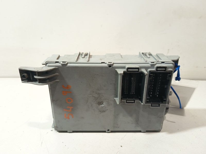 Recambio de caja reles / fusibles para citroën nemo monospace 1.4 hdi referencia OEM IAM 01362975080  