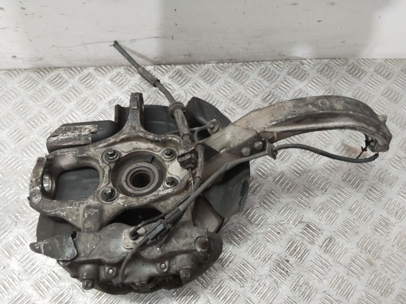Recambio de mangueta delantera izquierda para toyota yaris (_p9_) 1.4 d-4d (nlp90_) referencia OEM IAM 432120D230  