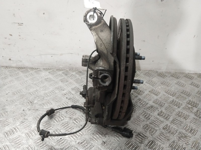 Recambio de mangueta delantera derecha para chevrolet orlando (j309) 2.0 d referencia OEM IAM 13248527  