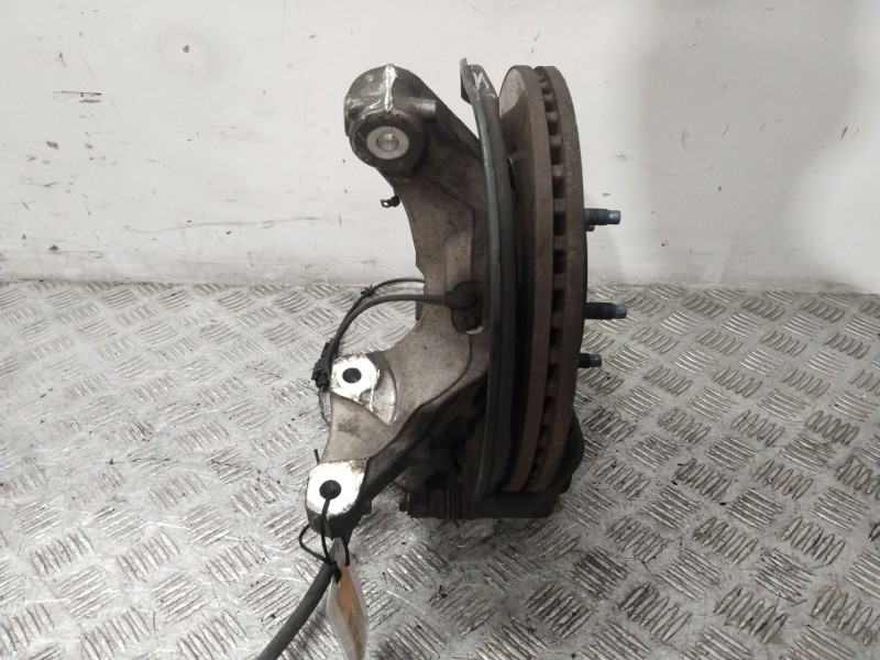 Recambio de mangueta delantera izquierda para chevrolet orlando (j309) 2.0 d referencia OEM IAM 13248526  