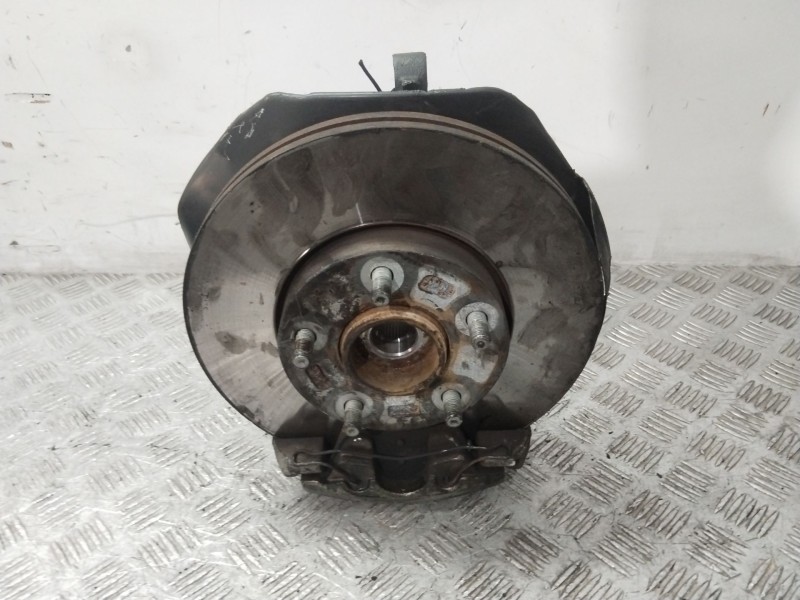 Recambio de mangueta delantera izquierda para mazda 3 sedán (bk) 1.6 (bk12) referencia OEM IAM BP4K33031D  