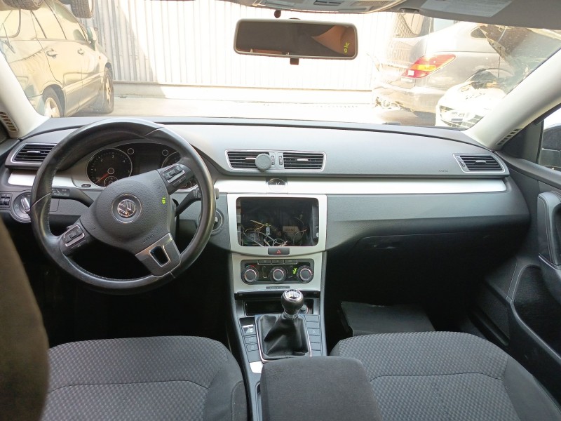 volkswagen passat b7 (362) del año 2011