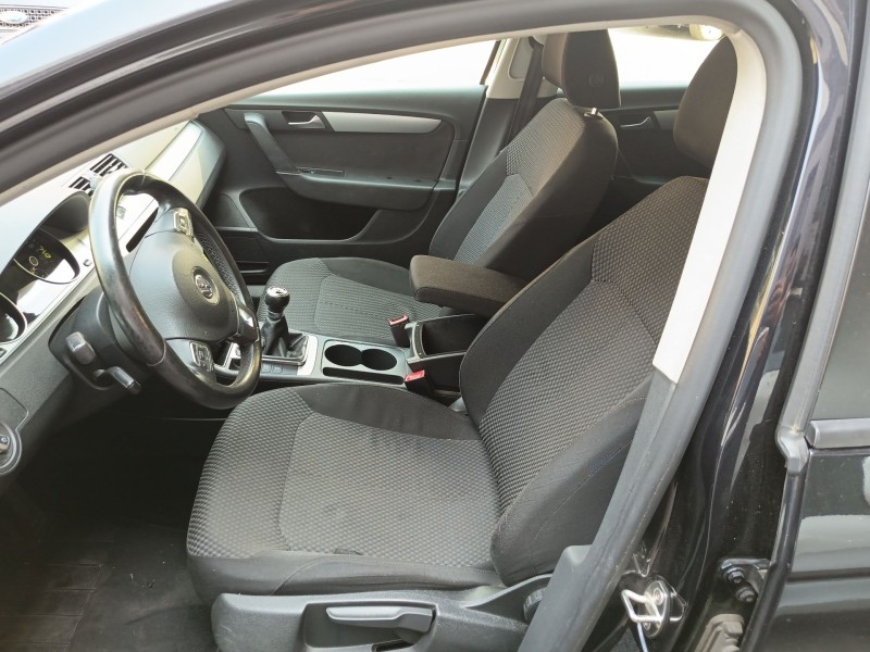 volkswagen passat b7 (362) del año 2011
