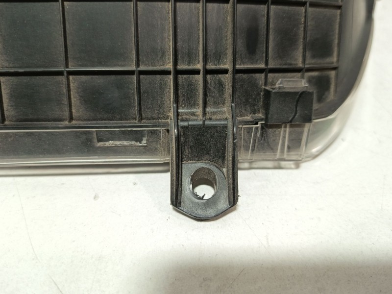 Recambio de cuadro instrumentos para lexus is200 (gxe10) 2.0 referencia OEM IAM 8380053360PB  